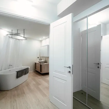 The Art House - By Myhomeincomo * Cernobbio