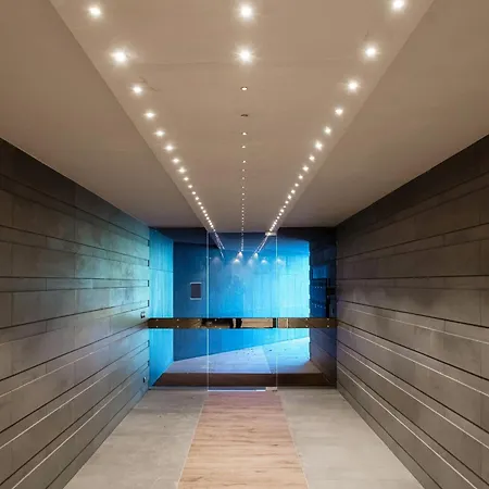 The Art House - By Myhomeincomo דירה